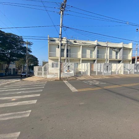 הוילה בויטובה Loft Centro Com Ar Condicionado Charme & Aconchego מראה חיצוני תמונה