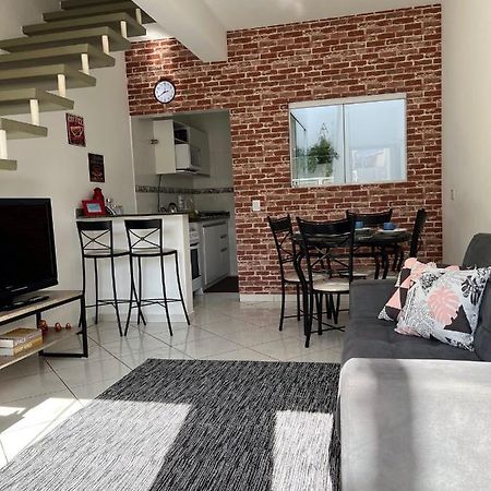 הוילה בויטובה Loft Centro Com Ar Condicionado Charme & Aconchego מראה חיצוני תמונה
